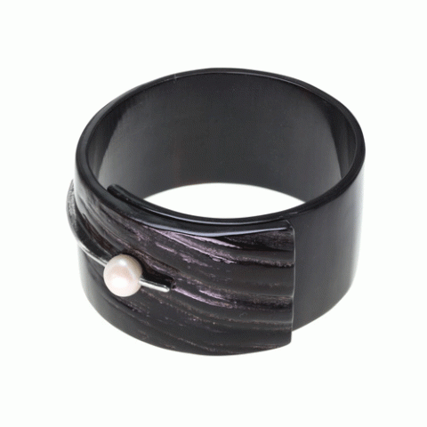 Браслет из рога и речного жемчуга PERLE D'AUROCHS 13--28921