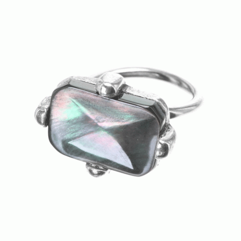 Кольцо из оникса и таитянского черного перламутра CLAIR OBSCUR 19--21578